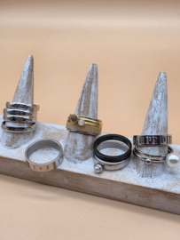 ixxxi ringen set compleet maat 18. 1 basis en 13 vulringen. 20268
