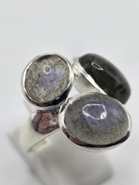 Echt zilveren ring met Labradoriet maat 19