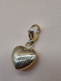 RVS charm Hart geribbeld. Goud.