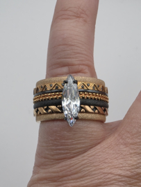 ixxxi ring compleet, maat 19 met limited edition basisring.