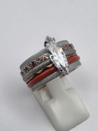 ixxxi ring compleet, maat 17.5 met limited edition basisring.