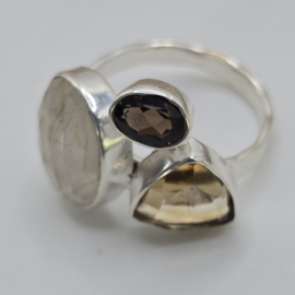 echt zilveren ring Rutielkwarts en rookkwarts. Maat 20.