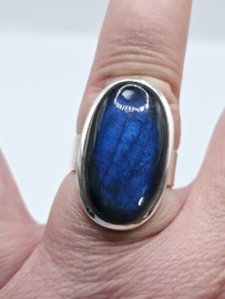 Echt zilveren ring met Labradoriet maat 19