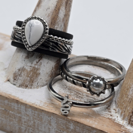 Prachtige ixxxi ring set compleet maat 19.5 en 10 mm 25-247