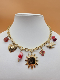 collier met zon, klaver, hart, vogel, bloem, geglazuurd keramiek, hars
