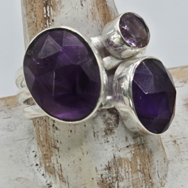 echt zilveren ring Amethist. Maat 18.5