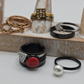 ixxxi ringen set compleet maat 17. 1 basis en 11 vulringen. 25-320