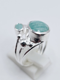 Echt zilveren ring met Amazoniet, maat 18.5.
