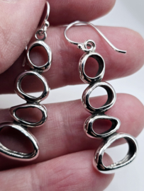 Echt zilveren hanger fantasie plus oorbellen.