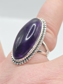 Zilveren ring Amethist maat 18