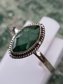 Echt zilveren ring met Smaragd maat 17.5