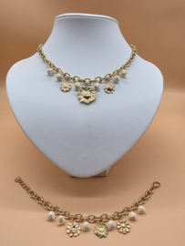 Collier met acetaat bloemige roos bedeltjes