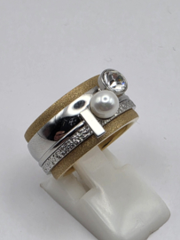 ixxxi ring compleet, maat 17 met limited edition basisring.