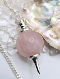 Roze kwarts bolpendel