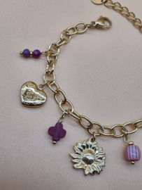 Armband met zon, bloem, hart, natuursteentjes.