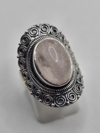 Echt zilveren ring met rozenkwarts maat 18