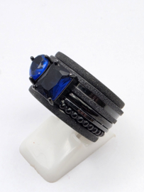 ixxxi ring compleet, maat 19 met limited edition basisring.