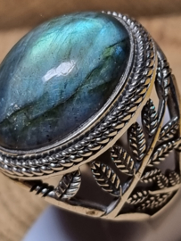Echt zilveren ring met Labradoriet maat 19