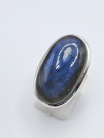 Echt zilveren ring met Labradoriet maat 19
