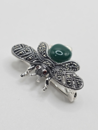 925 zilveren broche, met granaat en groene onyx