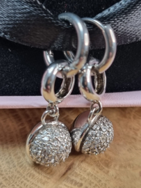Super mooie creolen charms met creolen zilver en staal