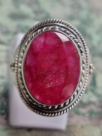 Echt zilveren ring met Robijn steen maat 18.5