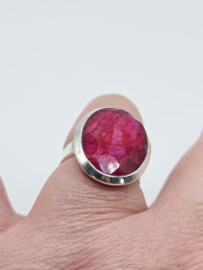 Echt zilveren ring met Robijn steen maat 19