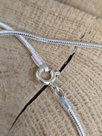 Echt zilveren snake collier, 1.5 mm