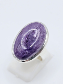 Echt zilveren ring met Charoiet, maat 17