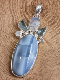 Prachtige echt zilveren hanger, met blauw agaat, aquamarijn,  Maansteen.