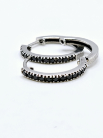 Echt zilveren Creolen met zwarte  zirkonia 20 mm