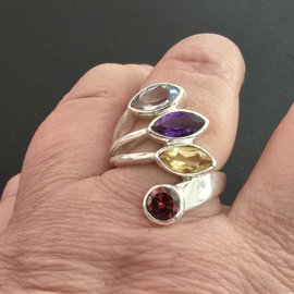 Echt zilveren multi stone ring, maat 19.5