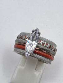ixxxi ring compleet, maat 17.5 met limited edition basisring.