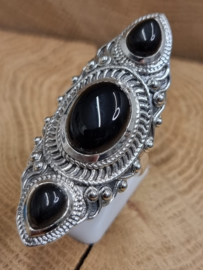 ring echt zilver met zwarte onyx. Maat 18.5