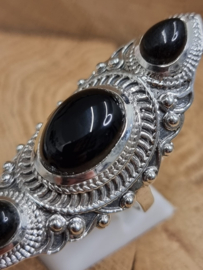 ring echt zilver met zwarte onyx. Maat 18.5