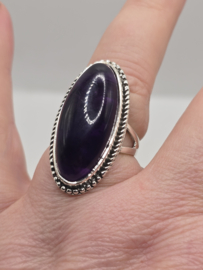 Zilveren ring Amethist maat 18