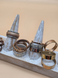 ixxxi ringen set compleet maat 17. 1 basis en 14 vulringen. 26-02