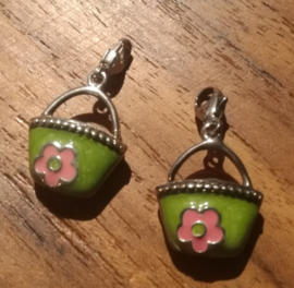 Q bead, groen tasje