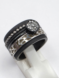 ixxxi ring compleet, maat 17 met limited edition basisring.