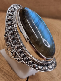 Echt zilveren ring met Labradoriet maat 19
