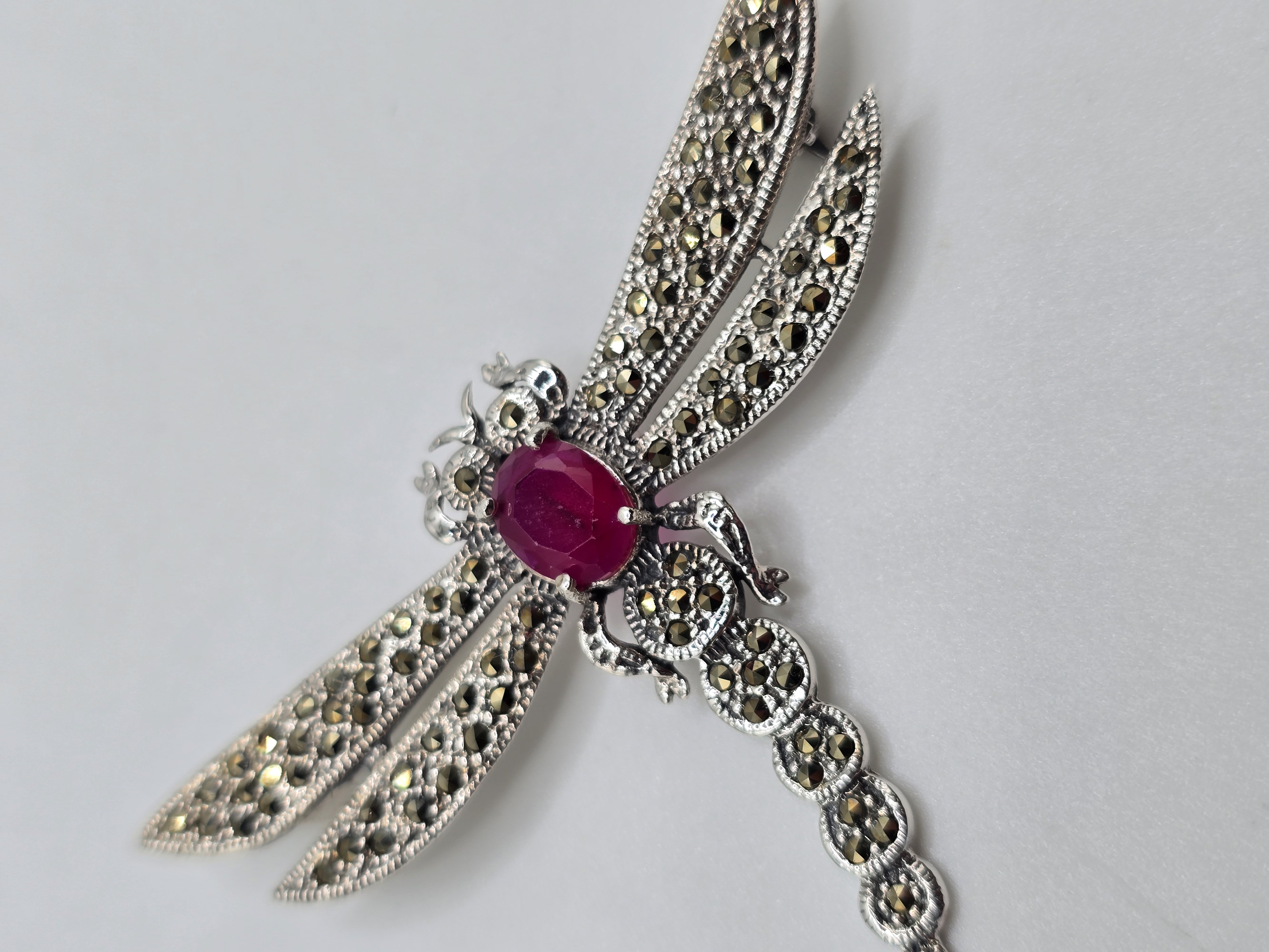925 zilveren broche, met Robijn en Marcasiet Libelle, Groot
