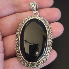 Prachtige zeer grote,  echt zilveren hanger met Onyx