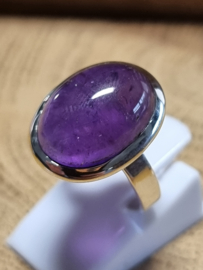 Zilveren ring Amethist maat 17