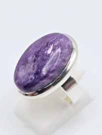 Echt zilveren ring met Charoiet, maat 17