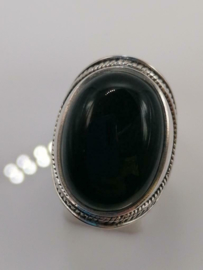 ring echt zilver met zwarte onyx. Maat 20