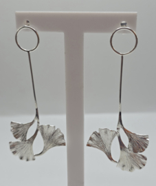 Echt zilveren oorbellen.