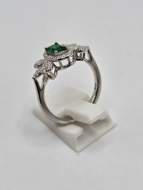 Echt zilveren ring met Zirkonia Silver/green.  Maat 18  MDZ10