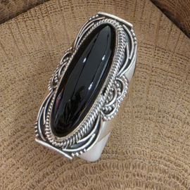 ring echt zilver met zwarte onyx. Maat 19