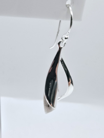 Echt zilveren hanger fantasie plus oorbellen.