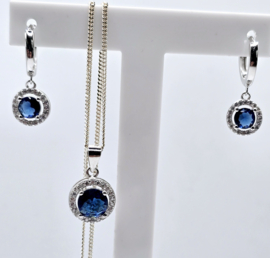 Echt zilver met Zirkonia sieraden sets.